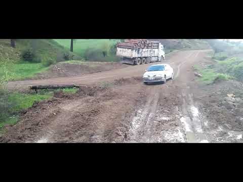 renault-megane-1-off-road