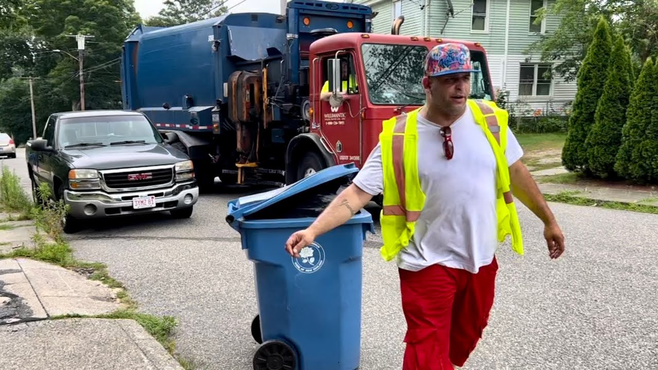 2 Man Asl Doing Norwich “Recycling” - YouTube
