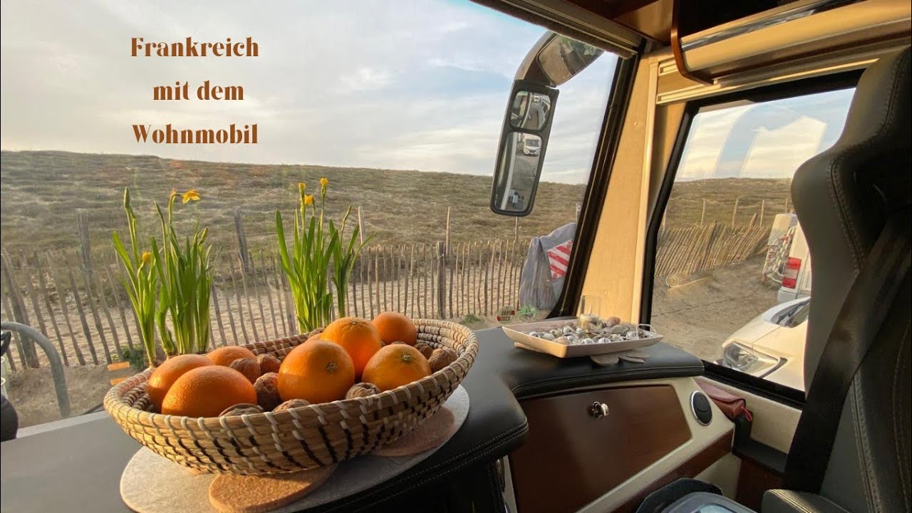 Frankreich, Wohnmobilstellplatz am Atlantik.