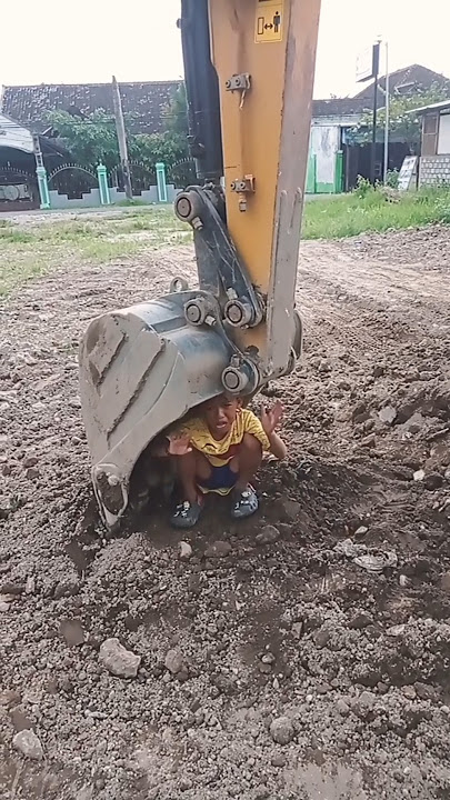Dedek ga bisa tenang #shorts #funny #trending #subscribe #viralshorts
