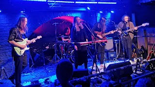 Eerah - Comedown (live at Chelsea Vienna, 12 March 2022)