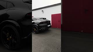 Ferrari Purosangue blacked out