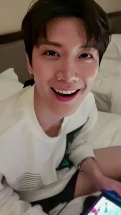 TEN BOYFRIEND MATERIAL