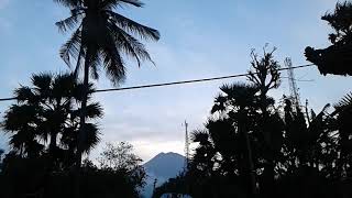 In This Evening Bali Volcano Mount Agung Bali At 1809 Oct 11Th, 2017