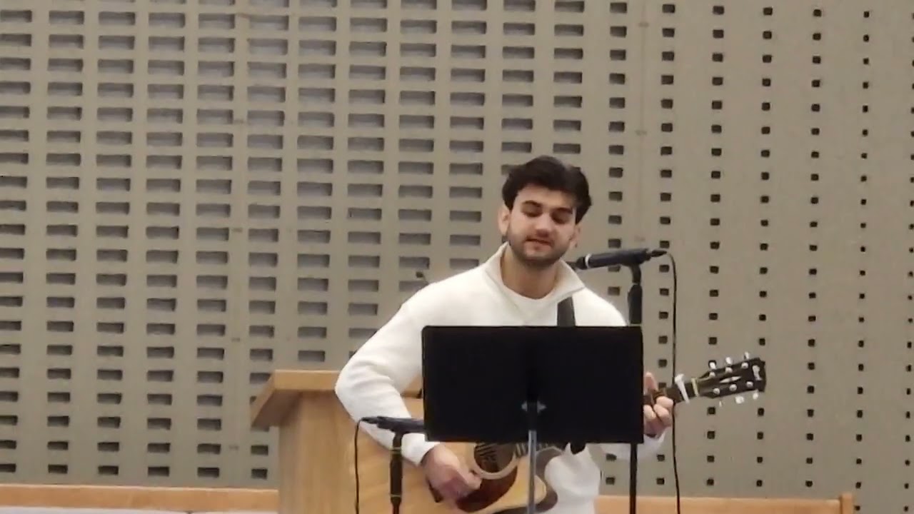 Biserica din Vicov  înainte de priveghiu‼️