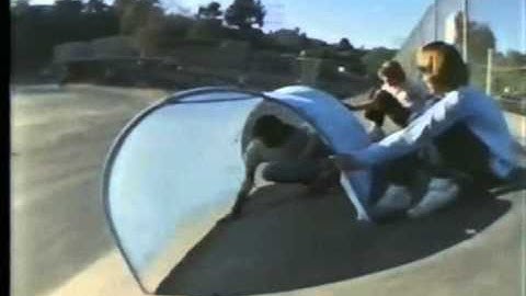 Com Truise - Cyanide Sisters