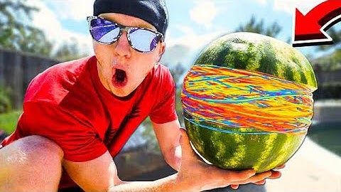 500 RUBBER BANDS vs WATERMELON CHALLENGE!