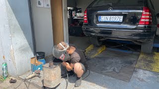 видео: 1000$ ЗА MERCEDES c203 ИЗ ПОД ДЕДА! ИДЕАЛЬНОЕ СОСТОЯНИЕ ПОД СЛОЕМ ГРЯЗИ, привели в порядок(Серия 53) картинка: 1000$ ЗА MERCEDES c203 ИЗ ПОД ДЕДА! ИДЕАЛЬНОЕ СОСТОЯНИЕ ПОД СЛОЕМ ГРЯЗИ, привели в порядок(Серия 53)