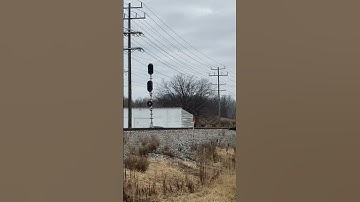 Malfunctioning train signal (Video 2)