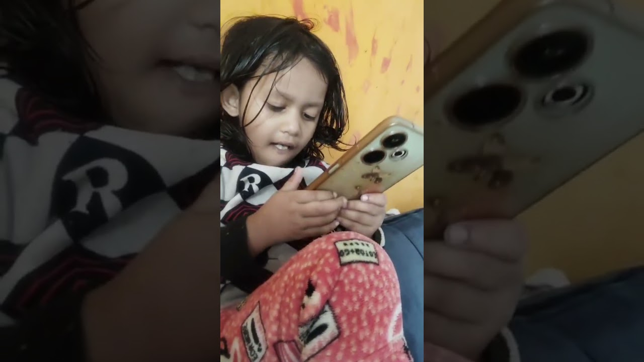 Tia Om Ki Mazedar Batein, How Cute , Innocent Bachpan 