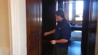 Demonstration: Panel doors with Harmen hinges 2013 01 10 17 55 24