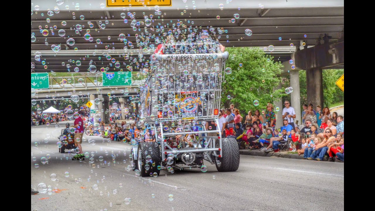 Giant Shopping Cart in 2015 Houston Art Car Parade YouTube