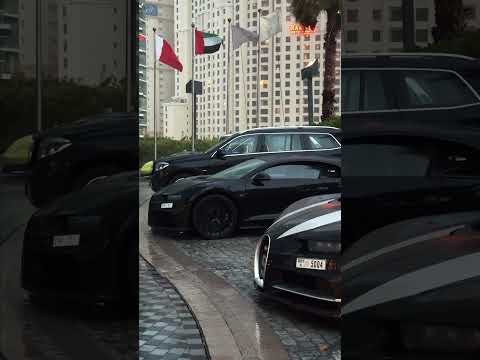 2 Bugatti Chiron&#39;s in Dubai rains #bugatti #chiron