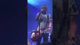 Peter Hook and the Light, live @ KK’s Steel Mill, Wolverhampton, 12/10/23.  Bizarre Love Triangle.