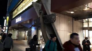 東武百貨店池袋店～JR池袋駅東口・西武池袋本店・明治通り～ドン・キホーテ池袋東口駅前店～西武池袋別館・無印良品・三省堂書店西武池袋本店：東京都豊島区南池袋1-28-1　20240227_194217