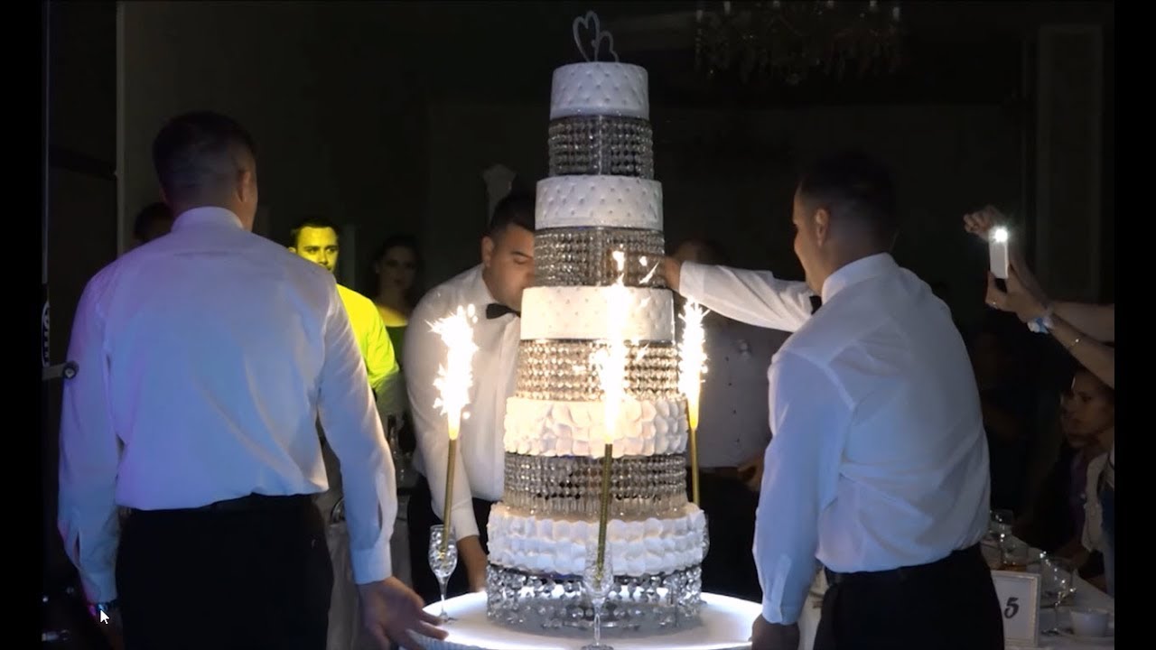 Luxury Five 5 Tier Stainless Steel stand for wedding cake Chandelier design with Crystals