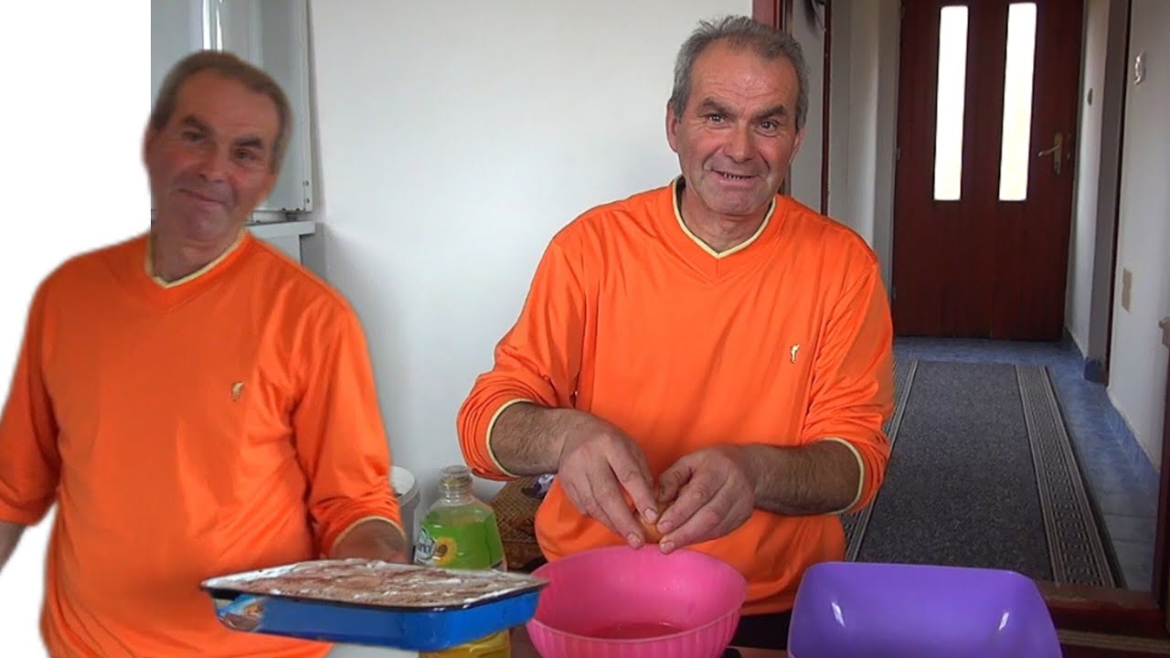 Čovjek koji živi od poljoprivrede ,kuha,peče kolače a Šampita iz njegovih radničkih ruku je vrh👌🏽.