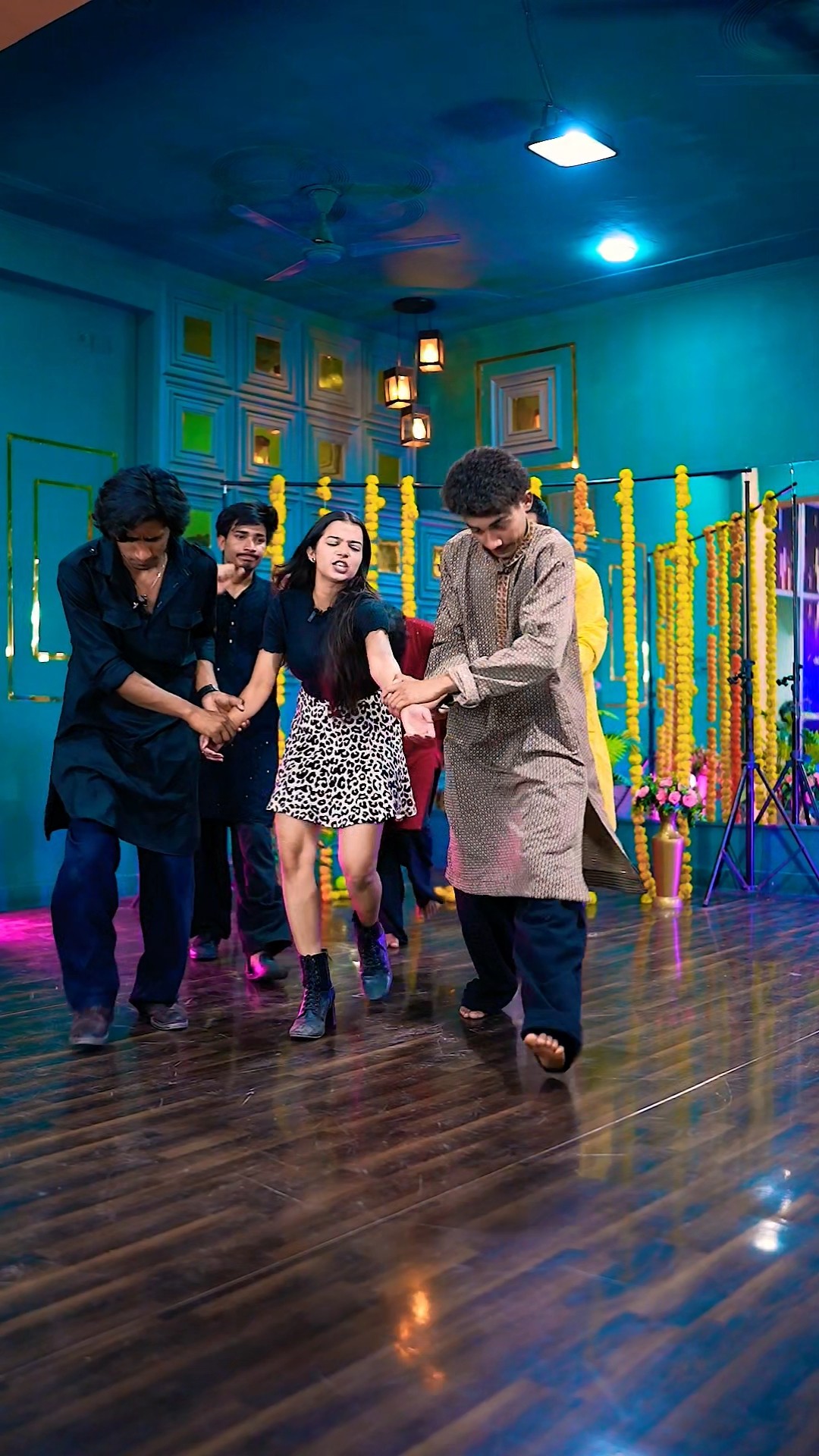 😎😎😎 - ShareChat