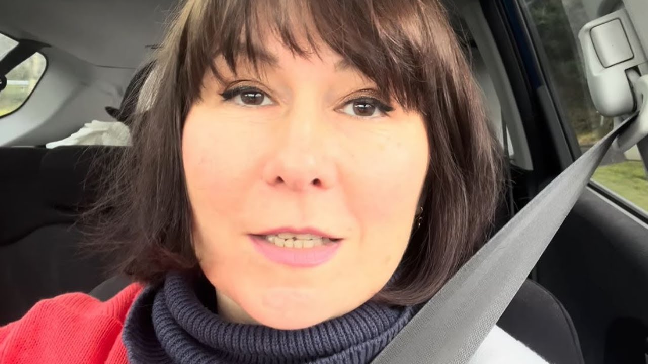 252. Наконец-то выбрались погулять, как дела у Майи и Сони.