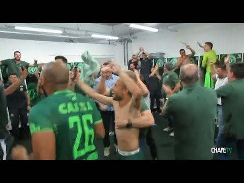 Video: Chapecoense Lidmašīnas Tehniķa Glābšana