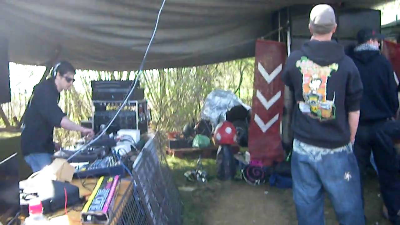 Free Wassingue KRew 17/04/10 Live Dr Gero vs Ardrox