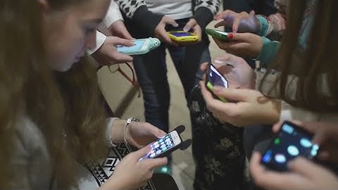 Thousands of users report issues logging into Facebook, Instagram