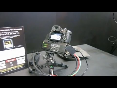 【CP+2014】Panasonic LUMIX GとインターフェースユニットAG-YAGH - YouTube