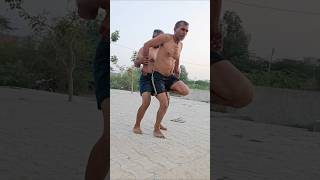 Yeh move simple lagta hai… Agar himmat hai to try karo 😳🔥#bodycontrol #viralreels