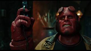 Hellboy II: El Ejército Dorado (2008): Hellboy vs. Wink (Español Latino)