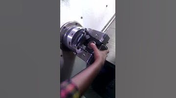 Power operated hand indexing Chuck