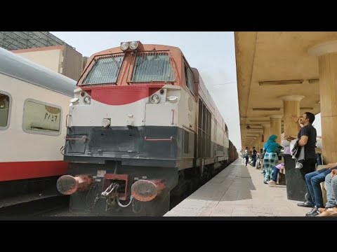 قوة سحب للوحش الامريكى لكثر من ثلاثون عربه محملة بالوقود بمحطة اسيوط