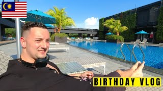 $15 Hotel vs. $100 Luxury Hotel Malaysia 🇲🇾 (My Birthday) screenshot 4