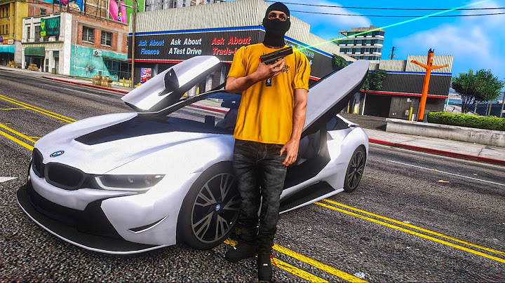 I ROBBED a ENTIRE BMW DEALERSHIP in GTA 5 RP..