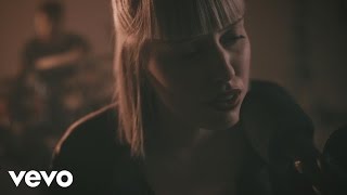 Video thumbnail of "LEA - Schwerelos"