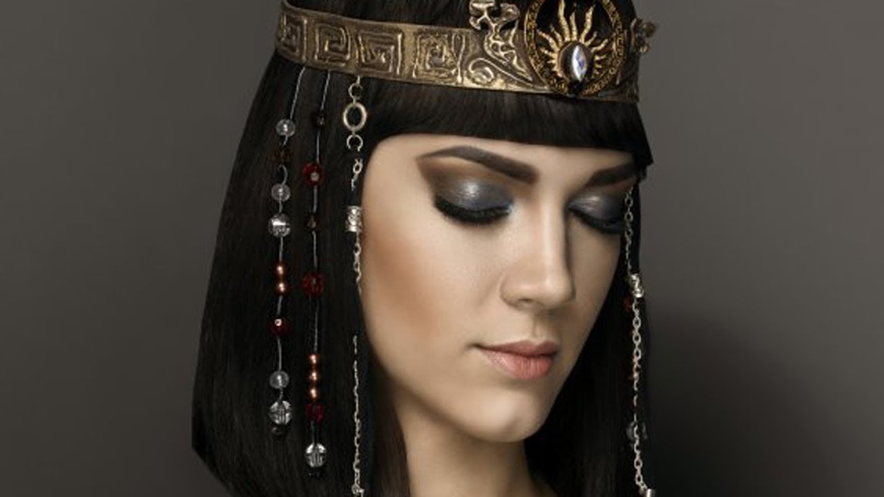 Weird Things You Didn T Know About Cleopatra Youtube