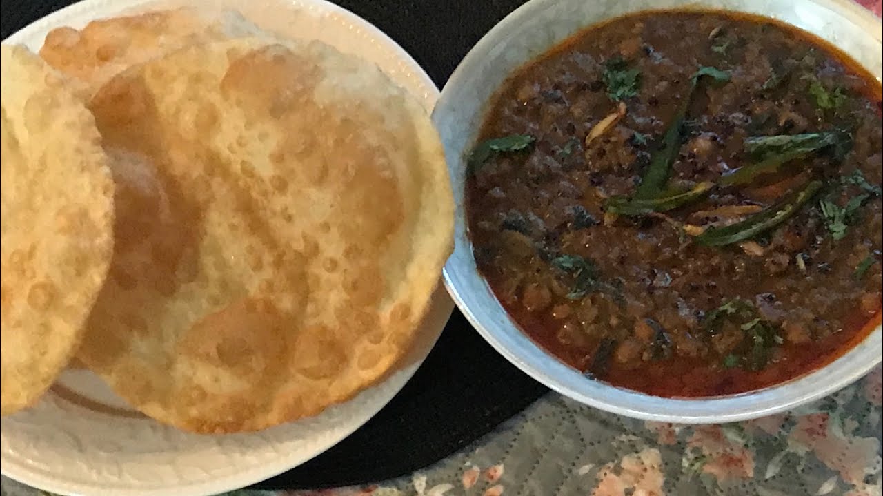 Pindi Chole Bhature | How to make Chole Bhature | Chole | Bhature ...