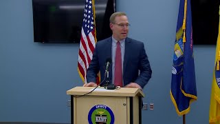 Press conference: Prosecutor Becker will charge Schurr with death of Lyoya