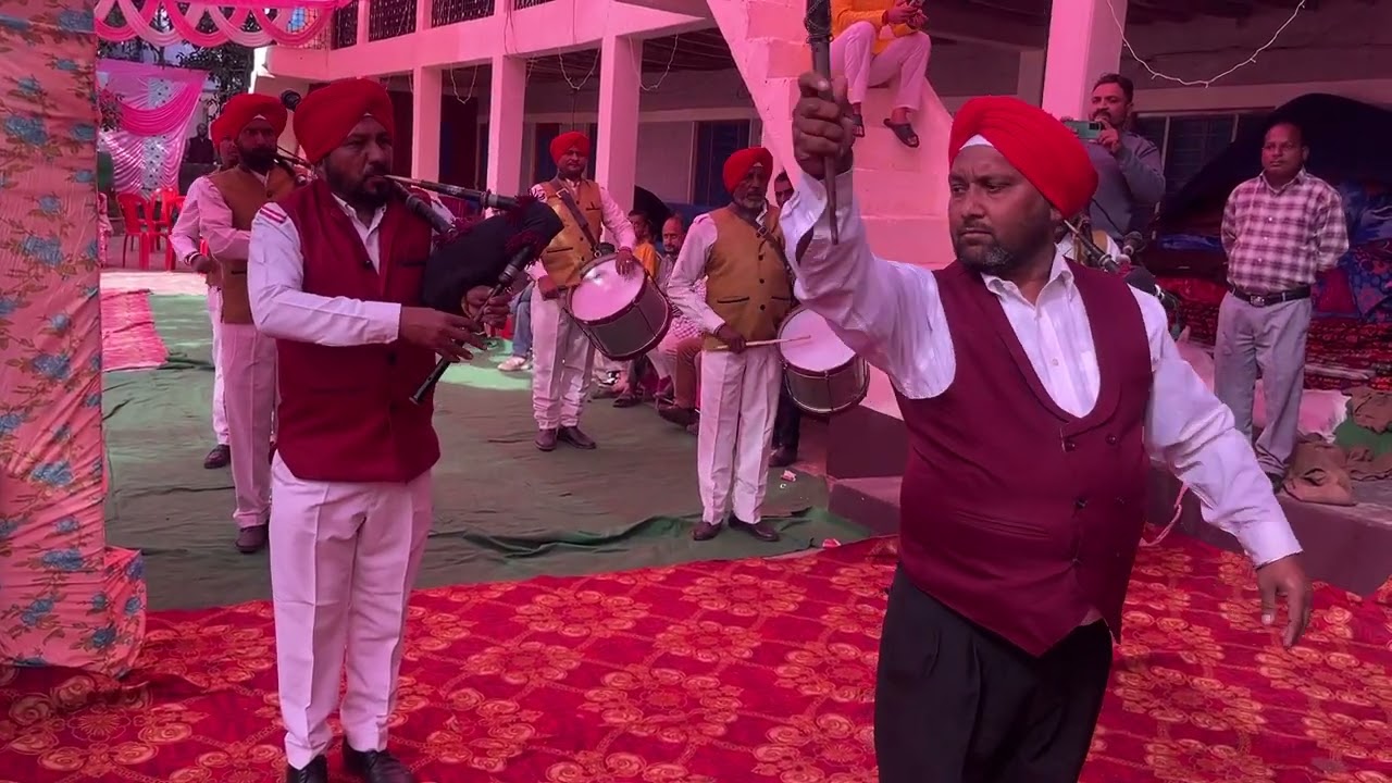 ESA band kabhi ni dekha hoga Himachal or pahadi shadi mai || viral band party of Himachali wedding .