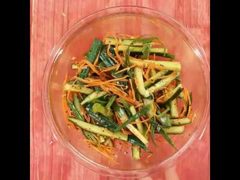 Видео: Гүзээлзгэнэ, нарсны самартай өргөст хэмхний салат