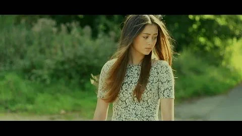 Jasmine Thompson - Run (Official Music Video)