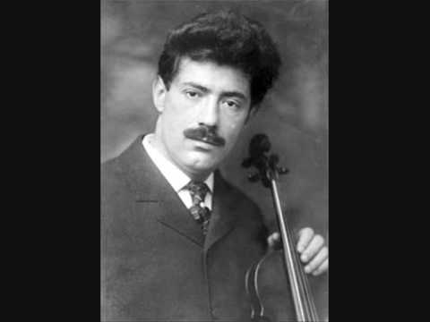 Fritz Kreisler plays Kreisler "Liebesleid" in 1930 and 1942