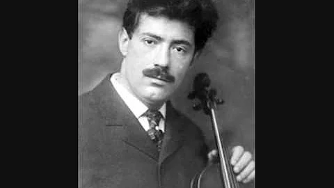 Fritz Kreisler plays Kreisler "Liebesleid" in 1930...