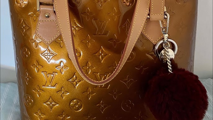 Louis Vuitton Pomme D'amour Monogram Vernis Houston Bag - Yoogi's