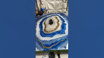 Layering Marker & Glitter Line Details in #ResinArt Tutorial: Day 4 & 5