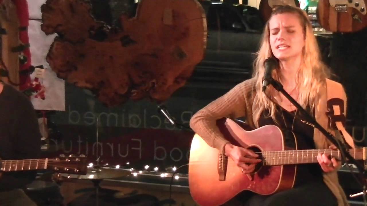 Leticia Joy - A Little Grace @ Tellus 360