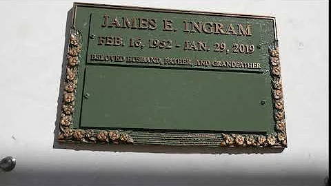 Singer/musician James Ingram Grave Los Angeles California USA September 2020