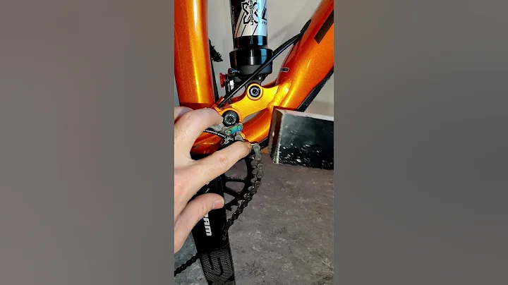 Removing a chain quick link without a tool #mtb