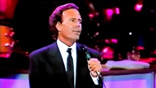 Julio Iglesias - Intro & Me va (Barcelona, 1988) Resimi