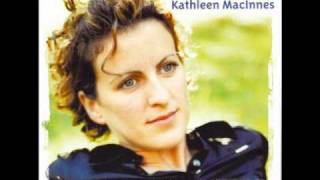Kathleen MacInnes - Reul Alainn a'Chuain chords