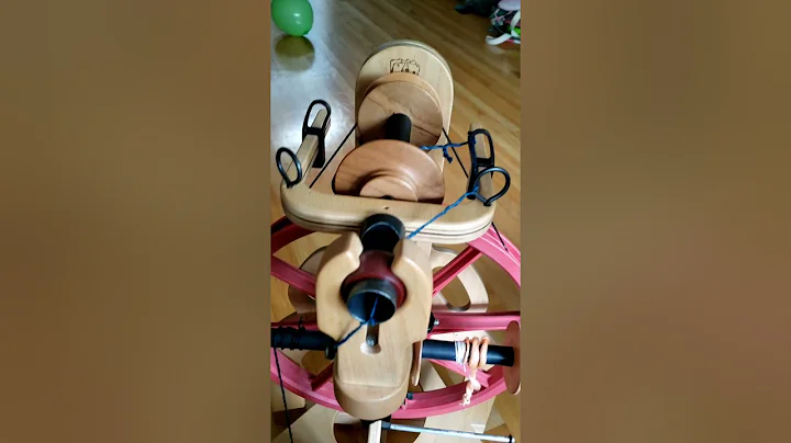 Schacht Ladybug Spinning Wheel Review